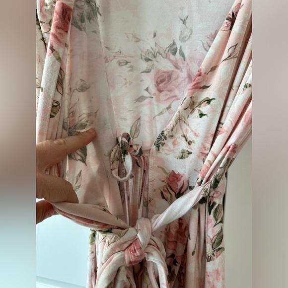 Posh Peanut Vintage Pink Rose Robe (Size S/M) - Picture 7 of 9